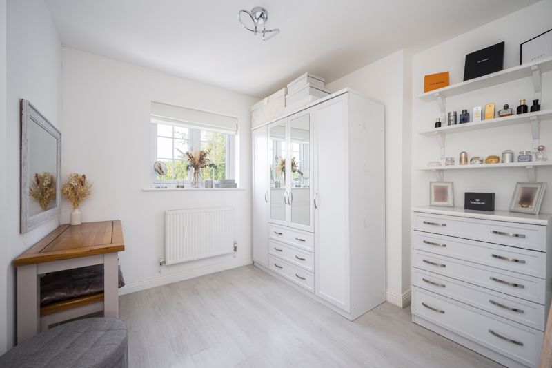 Bedroom- click for photo gallery